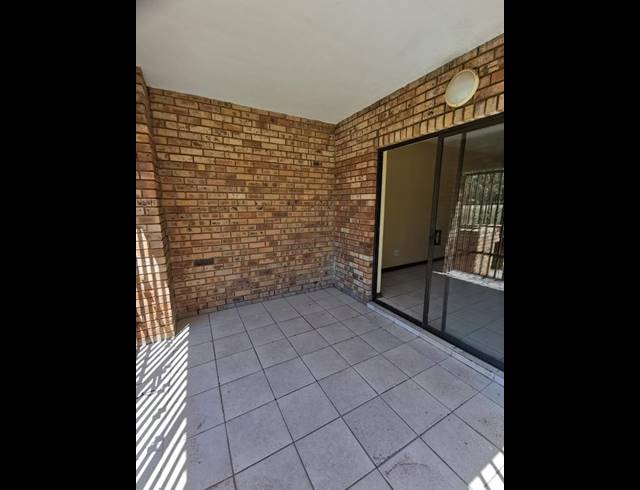 2 BEDROOM PROPERTY TO RENT IN DASSIE RAND